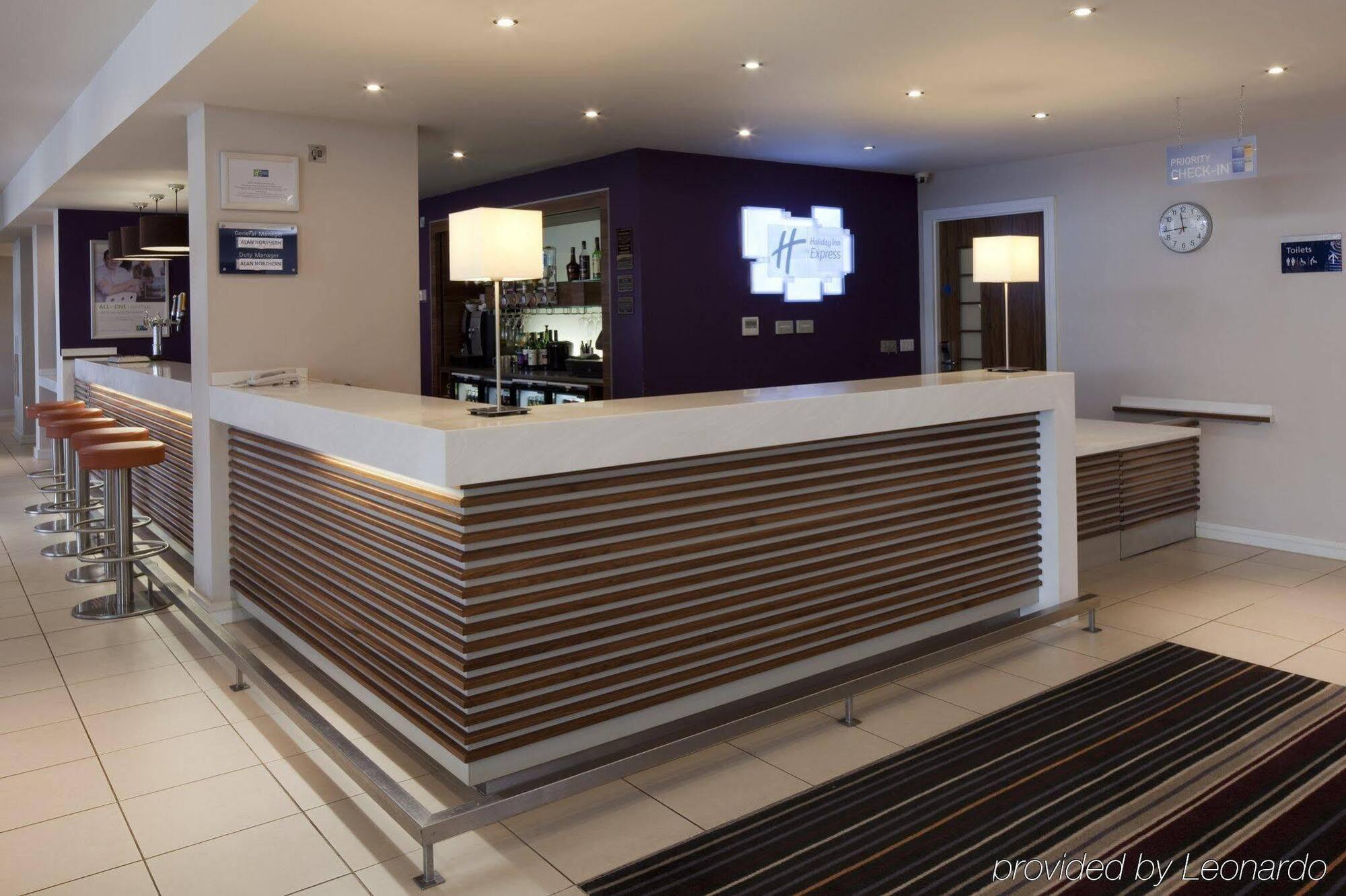 Holiday Inn Express Walsall M6, J10 By Ihg Exterior foto